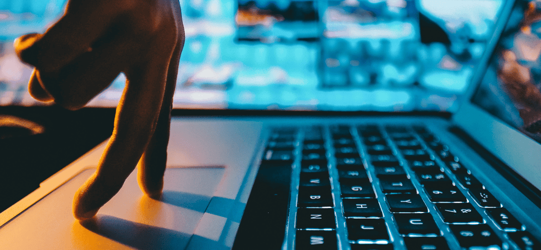 Rent laptop in Noida